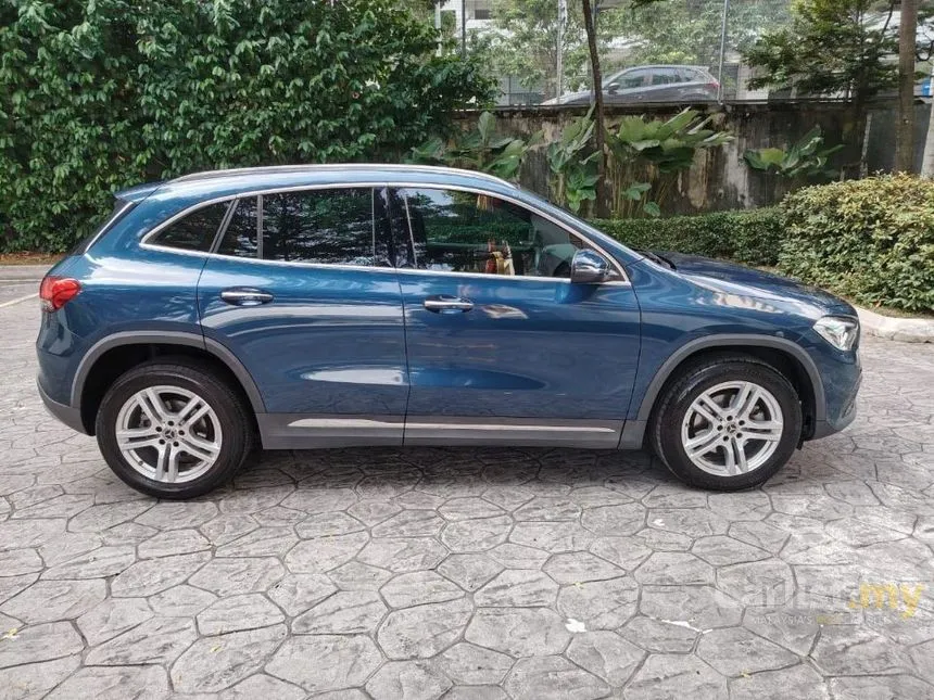 2023 Mercedes-Benz GLA200 Progressive Line SUV