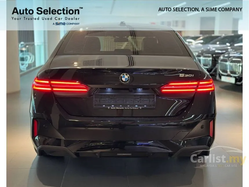 2025 BMW 530i M Sport Sedan