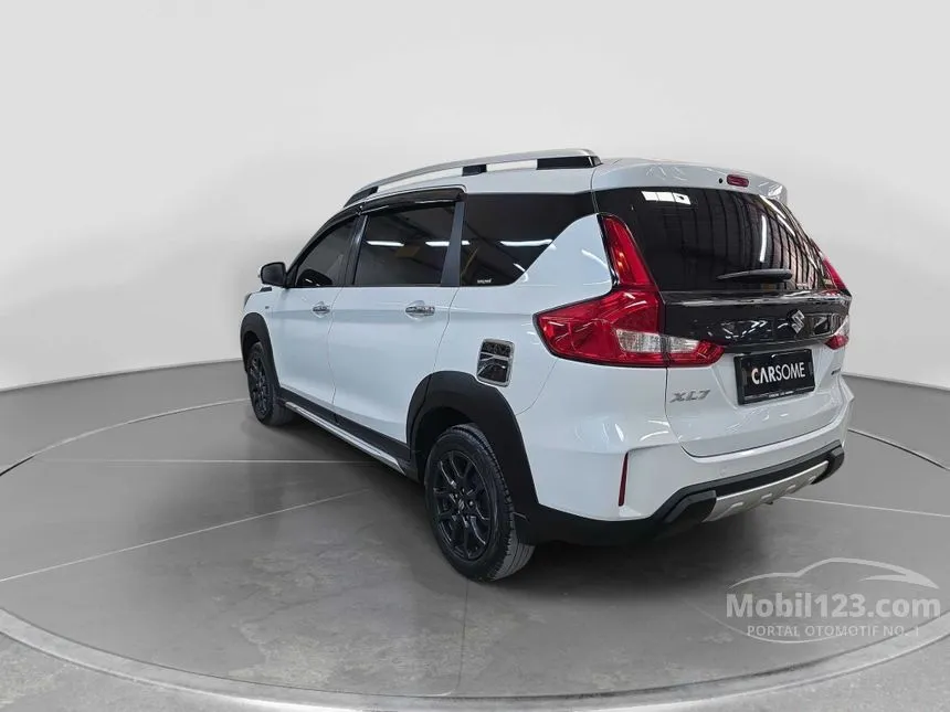 2023 Suzuki XL7 Beta Hybrid SUV