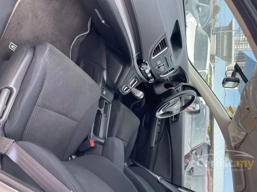 2015 Honda Accord VTi-L Sedan