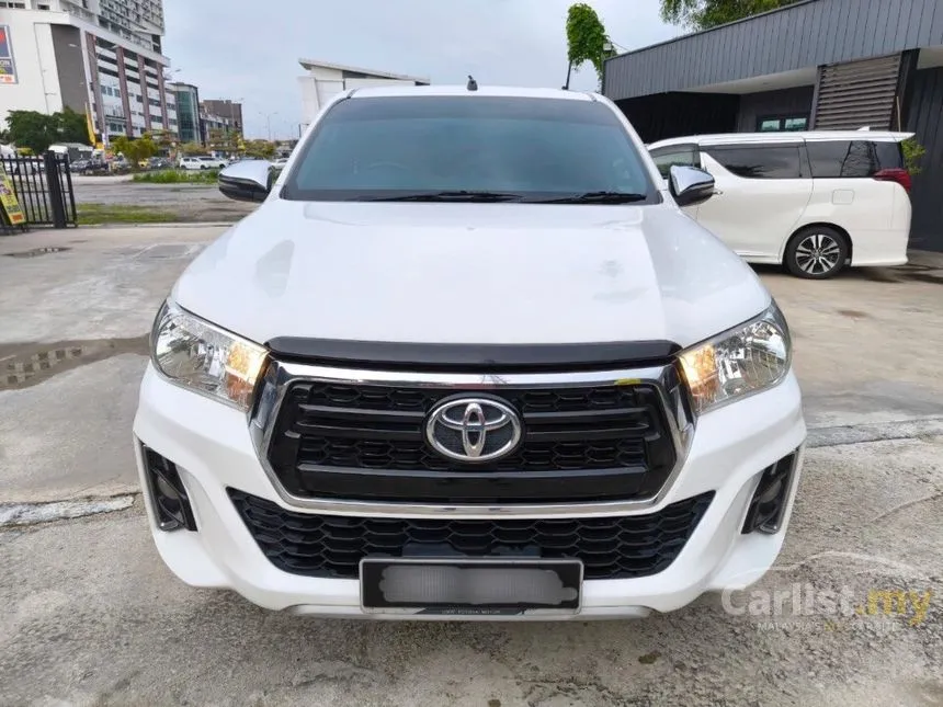 2018 Toyota Hilux LE 4X4 Pickup Truck