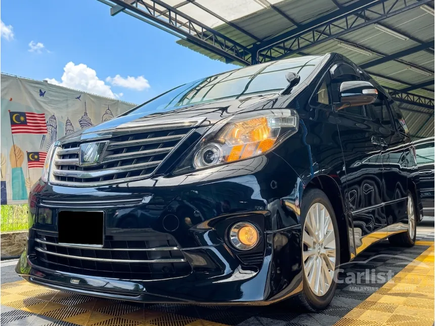 2013 Toyota Alphard MPV