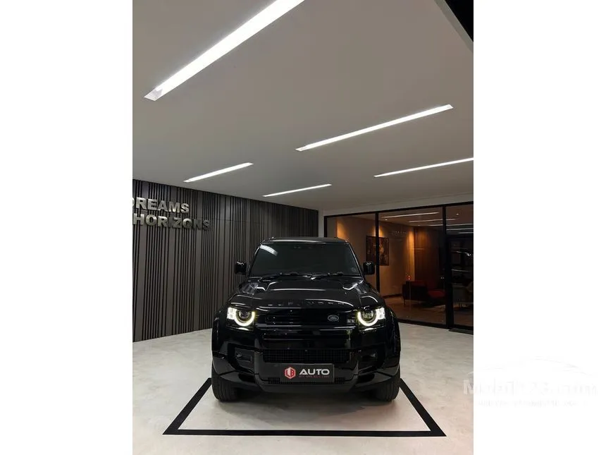 2022 Land Rover Defender 110 P300 SE SUV