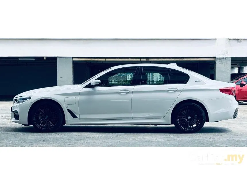 2020 BMW 530e M Sport Sedan