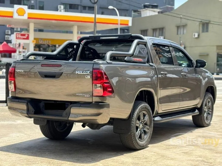 2022 Toyota Hilux E Dual Cab Pickup