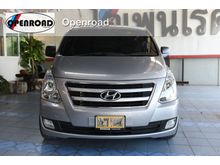 2017 Hyundai H-1 2.5 (ปี 08-17) Deluxe Van