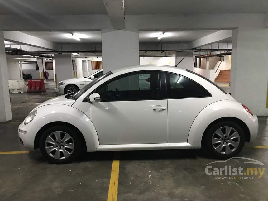 2010 Volkswagen New Beetle Coupe