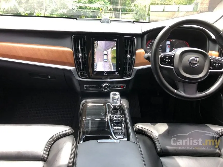 2020 Volvo S90 T8 Inscription Plus Sedan