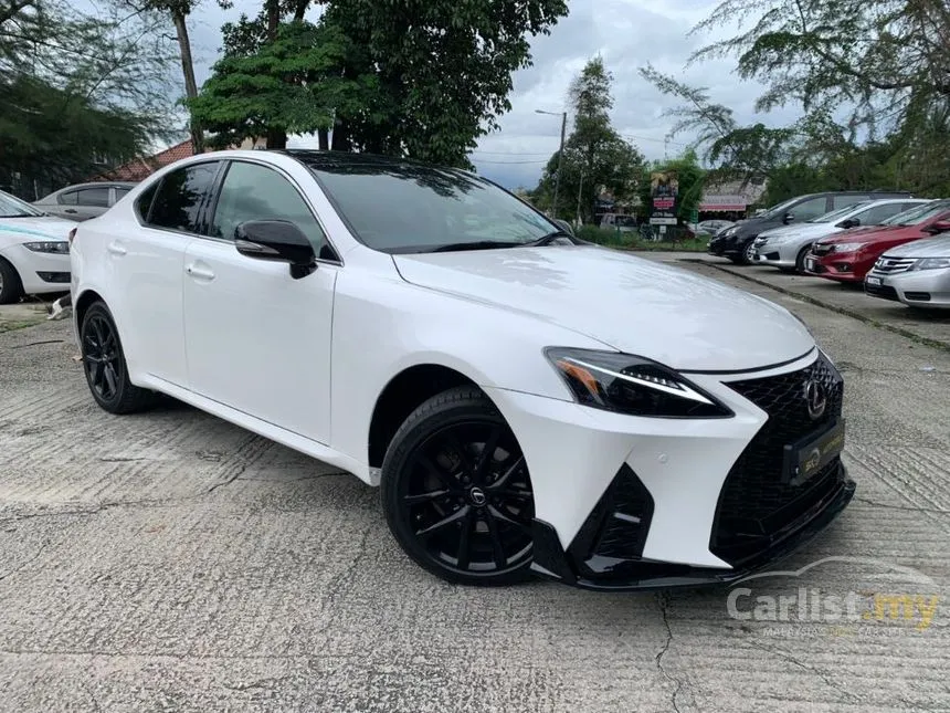 2011 Lexus IS 250 Luxury Sedan