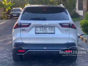 2023 Toyota Yaris Cross 1.5 S HV (2 Tone) with GR Parts Aero Pkg SUV