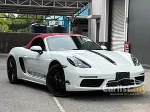 2023 Porsche 718 2.0 Boxster Convertible