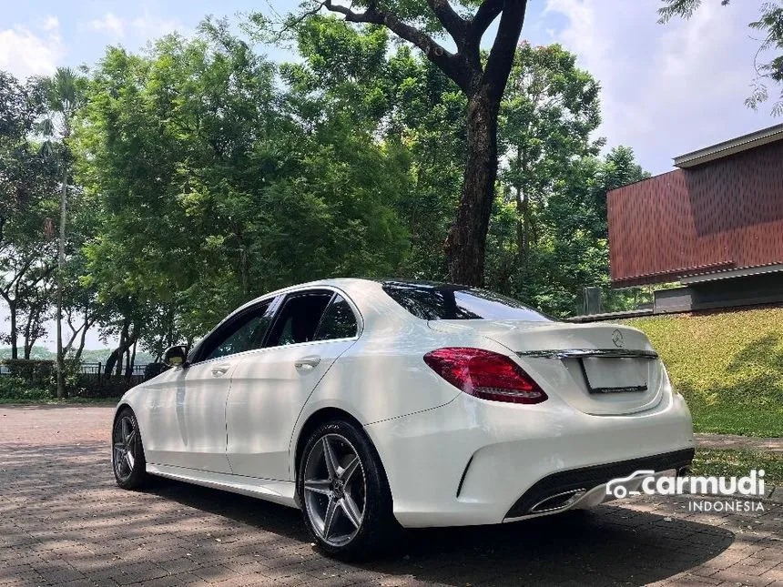 2018 Mercedes-Benz C200 AMG Sedan