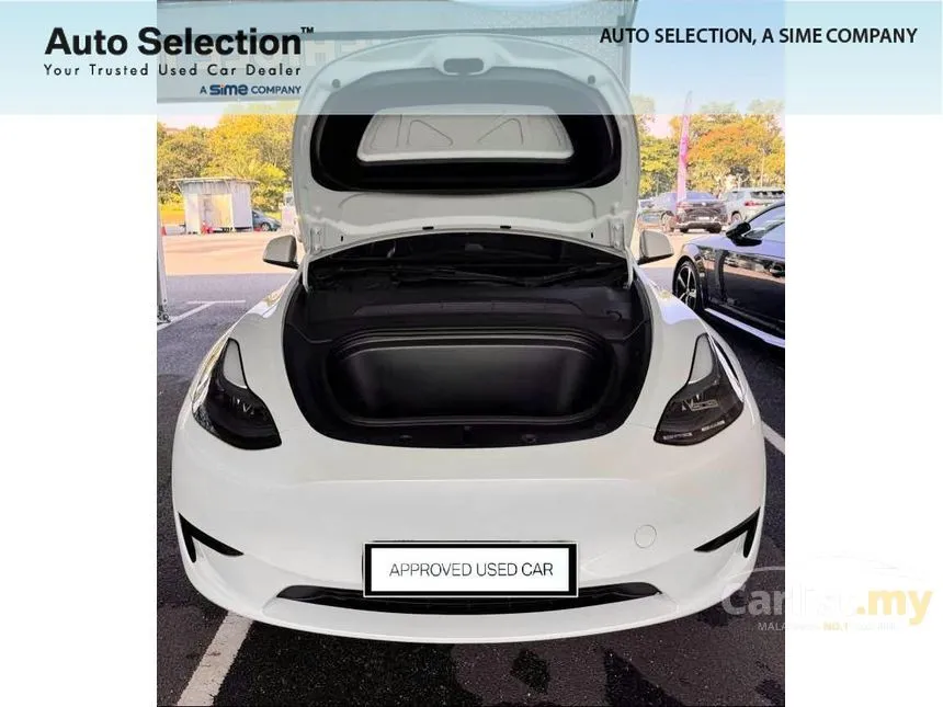 2025 TESLA Model Y Standard Range SUV