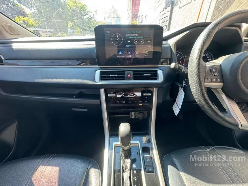 2022 Mitsubishi Xpander Cross Premium MPV