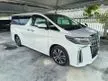 Recon 2020 Toyota Alphard 2.5 SC/GRADE 5A/18K KM ONLY/ SUNROOF / 3EYES LED/DIM /BSM/ROOF MONITOR/ 2020 UNREGISTER - Cars for sale