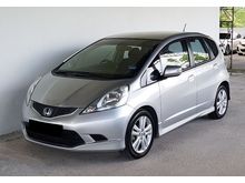 Honda JAZZ 1.5 V (A) Paddle Shift Modulo Sport Model