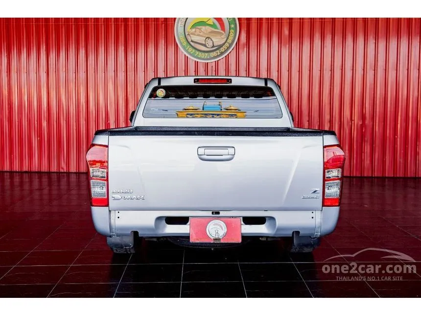 2013 Isuzu D-MAX Z Space Cab Pickup