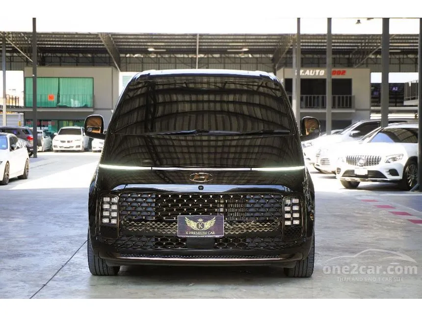 2022 Hyundai Staria Premium Van