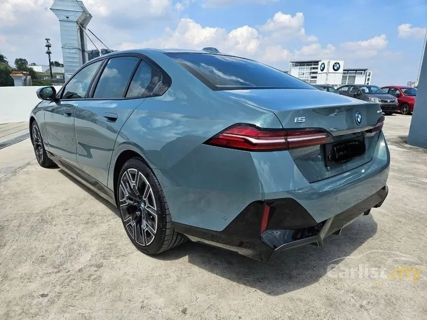 2026 BMW i5 eDrive40 M Sport Sedan
