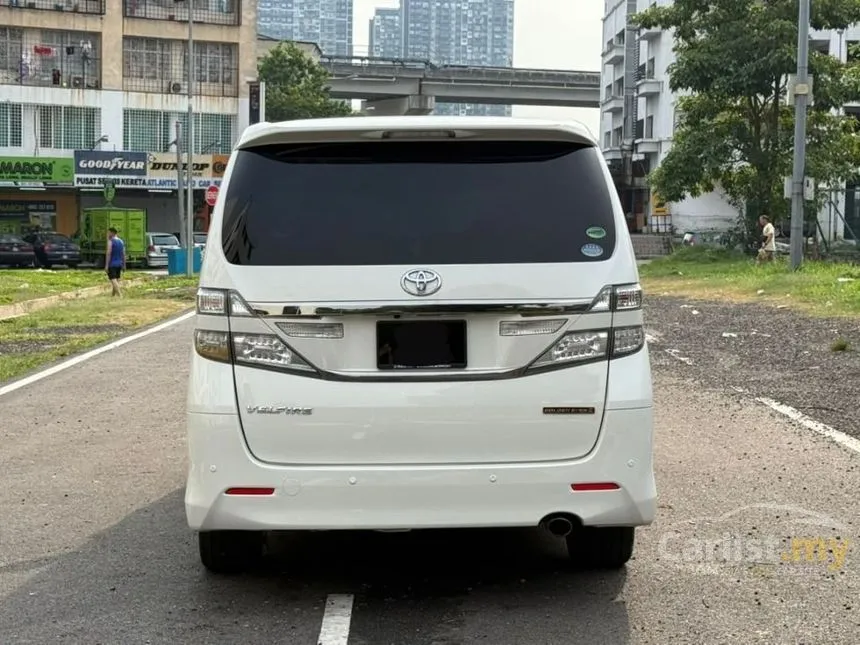 2014 Toyota Vellfire Z Golden Eyes MPV