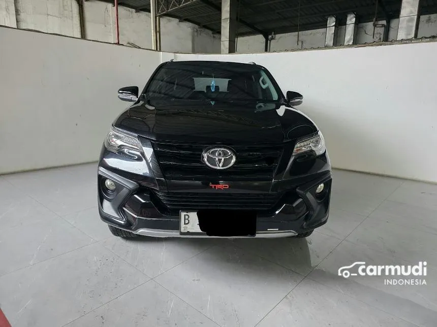 2018 Toyota Fortuner VRZ TRD 4X2 SUV