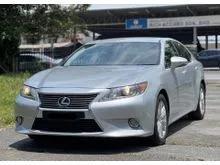 2013 Lexus ES 250 2.5 Cheapest in JB