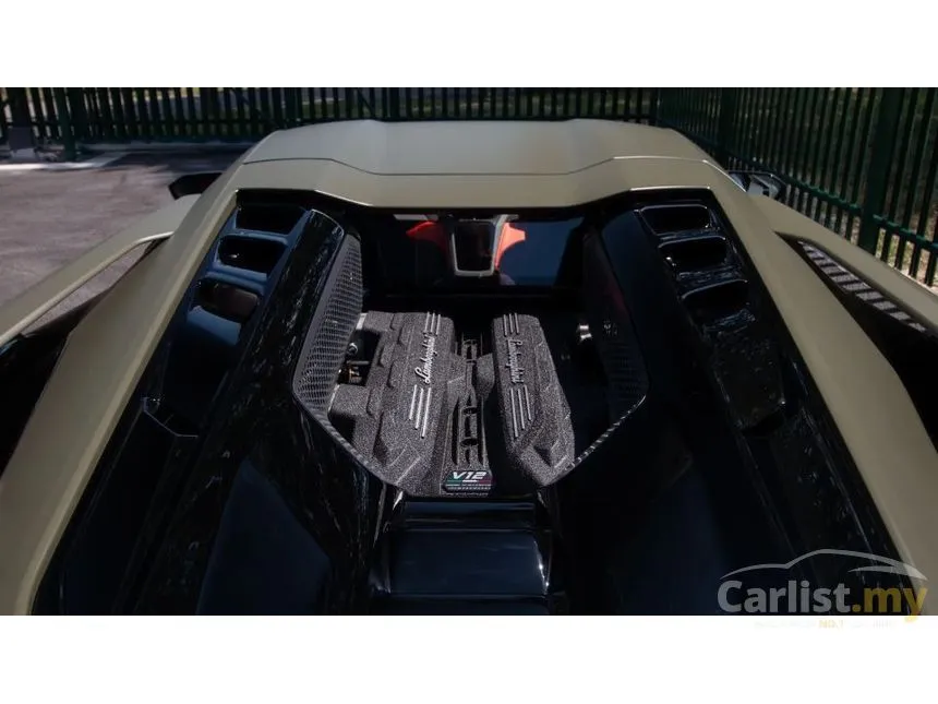 2024 Lamborghini Revuelto Coupe