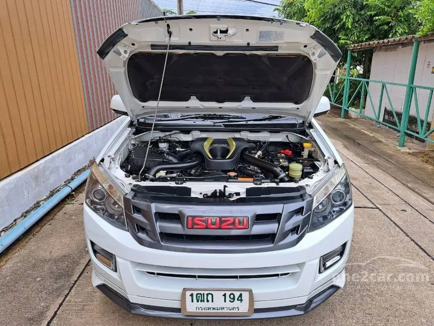 2015 Isuzu D-MAX X-Series Z Space Cab Pickup