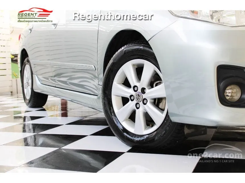 2013 Toyota Corolla Altis E Sedan