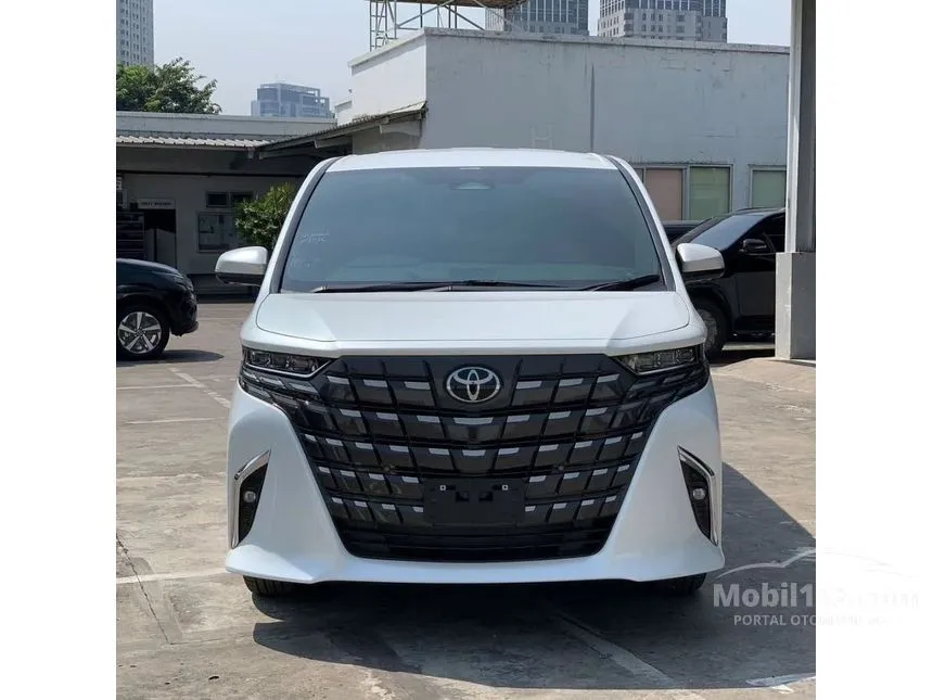 Jual Mobil Toyota Alphard 2024 HEV (Premium Color) 2.5 di Jawa Barat Automatic MPV Putih Rp 1.133.000.000
