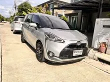 2017 Toyota SIENTA 1.5 (ปี 16-23) 1.5 V Wagon AT