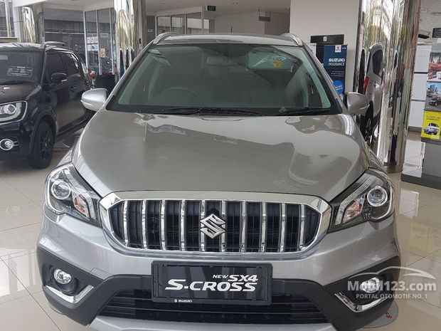 Suzuki Sx4 S-cross Mobil Bekas Baru dijual di Tangerang 