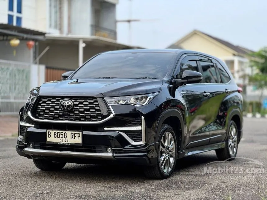 2023 Toyota Kijang Innova Zenix Q HV TSS ( Premium Color) MPV