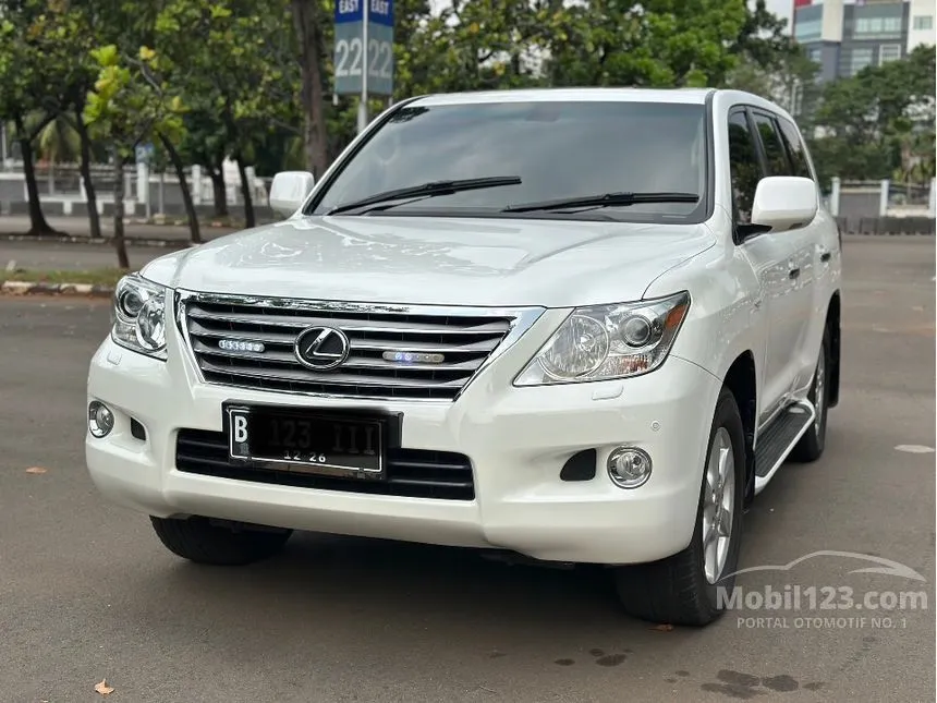 2011 Lexus LX 570 SUV