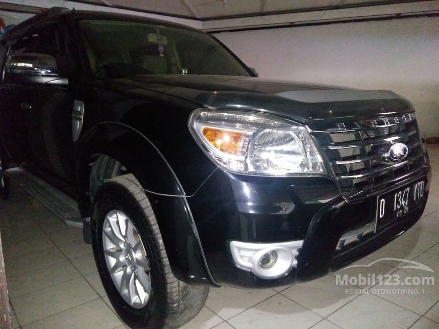 Jual Mobil  Ford  Everest  2010 XLT XLT 2 5 di Jawa Barat 