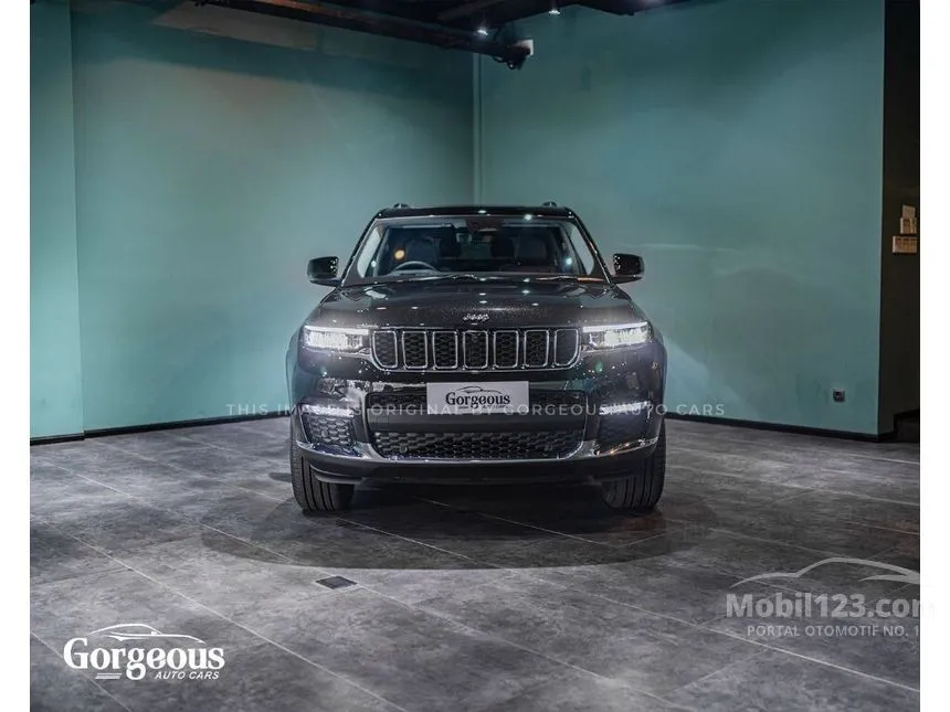 Jual Mobil Jeep Grand Cherokee 2022 L Limited 3.6 di DKI Jakarta Automatic SUV Hitam Rp 2.200.000.000