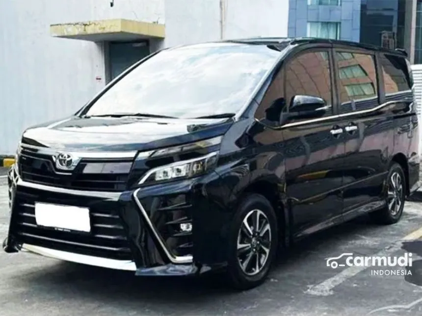 2019 Toyota Voxy MPV