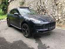 2016 APPLE CAR PLAY PANORAMIC SUNROOF PDLS PCM SPORT DESIGN Porsche Macan 2.0 UNREG