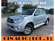 TOYOTA HILUX 2.5 (M) LIKE NEW TIP TOP CONDITION