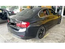 2016 BMW 318i 1.5 Luxury Sedan