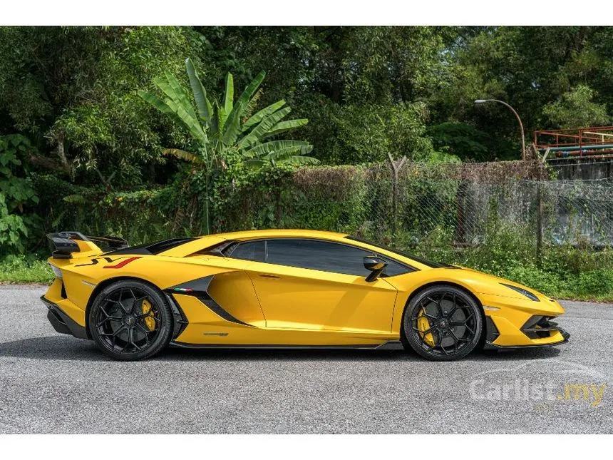 2020 Lamborghini Aventador SVJ Coupe