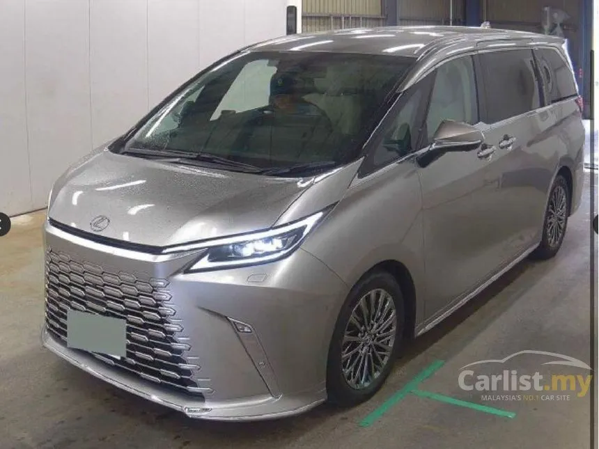 2025 Lexus LM 500h Version L 6 Seater MPV