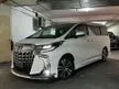 Recon 2020 Toyota Alphard 2.5 SC RAYA OFFER 7YEARS WARRANTY FREE 1ST SERVICE
