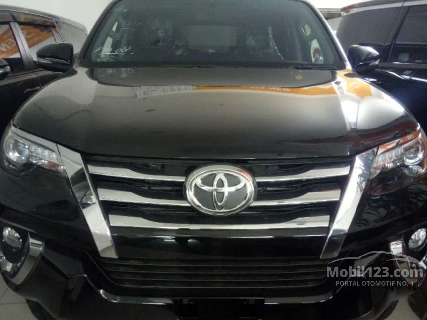 Jual Mobil Toyota Fortuner 2017 VRZ 2.4 di DKI Jakarta 