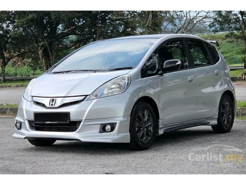 2014 Honda Jazz Hybrid Hatchback