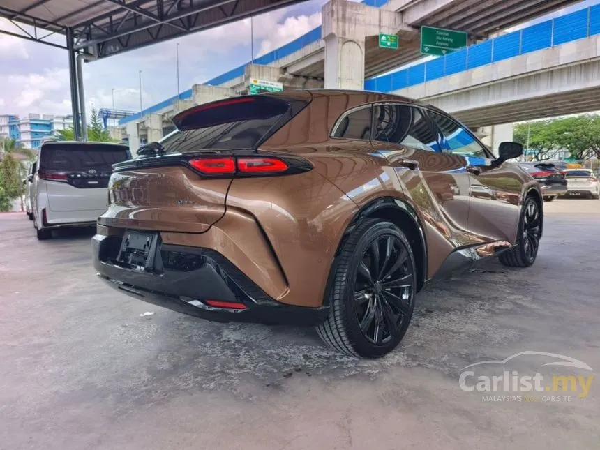 2024 Toyota Crown Sport Z PHEV SUV