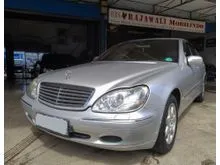 2002 Mercedes-Benz S280 2.8 W220 Sedan