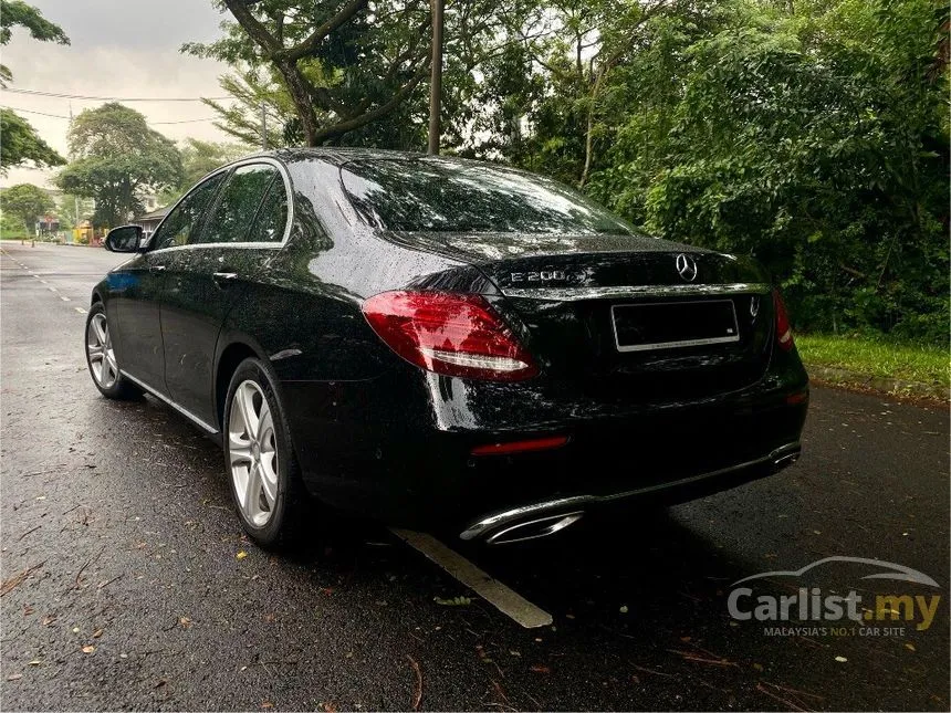 2016 Mercedes-Benz E200 Avantgarde Sedan