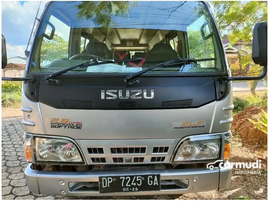 2015 Isuzu Elf Trucks