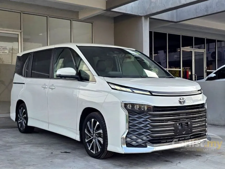 2022 Toyota Voxy S-Z MPV